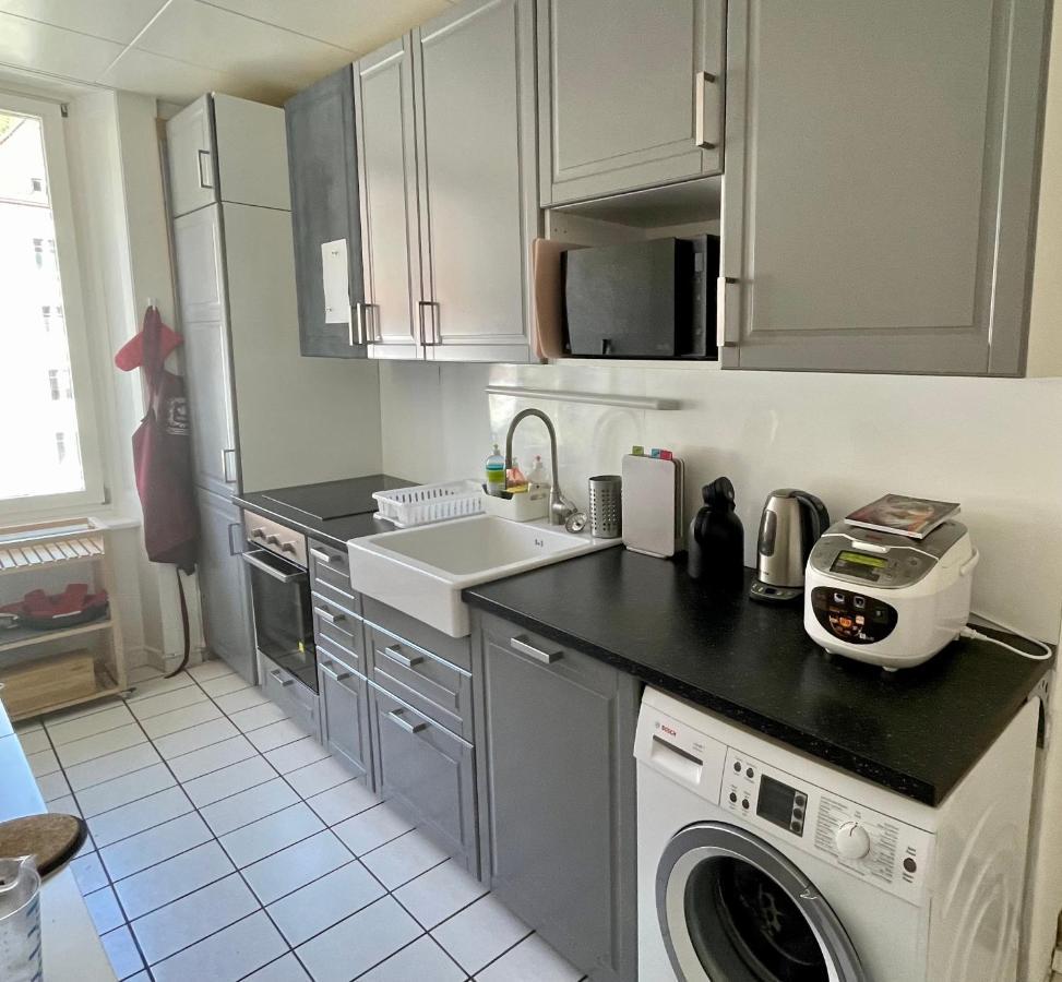 Le Locle : Bel Appartement Chaleureux Extérieur photo