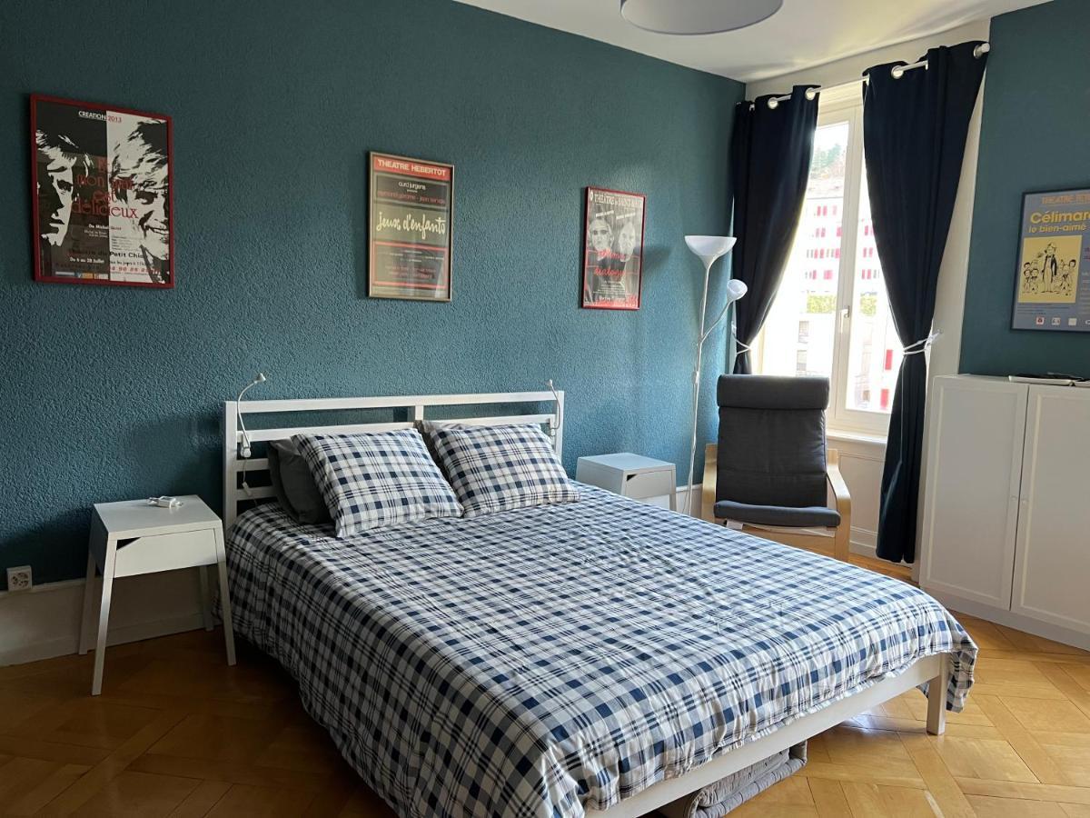 Le Locle : Bel Appartement Chaleureux Extérieur photo